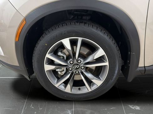 Used 2025 INFINITI QX60 Luxe AWD/4WD image 29
