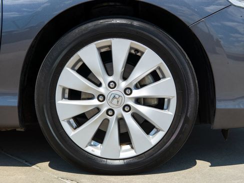 Used 2013 Honda Accord Touring image 19