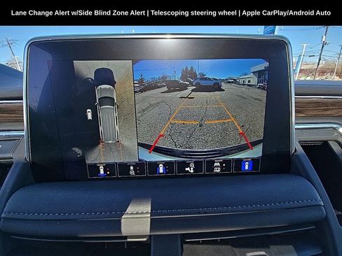 Used 2023 Chevrolet Suburban Z71 w/ Luxury Package image 13