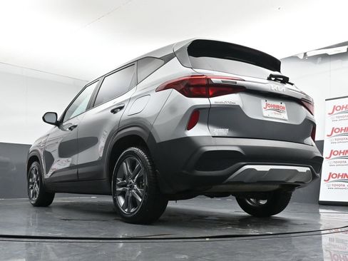 Used 2023 Kia Seltos LX image 37