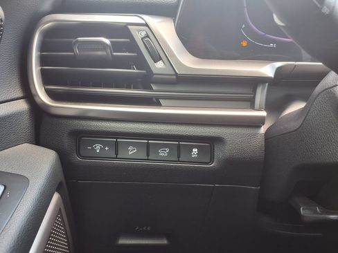 Used 2025 Kia Telluride S FWD image 39