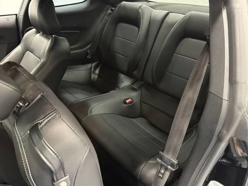Used 2022 Ford Mustang GT Premium w/ Black Accent Package RWD image 33