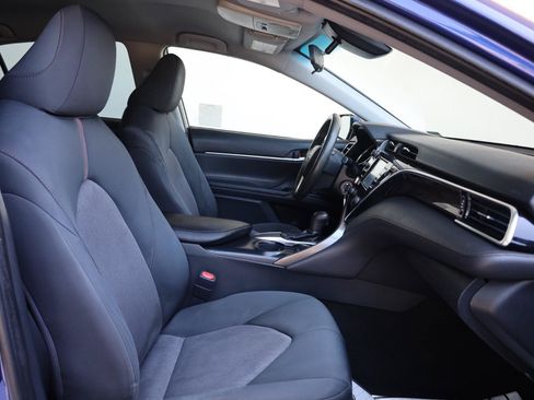 Used 2018 Toyota Camry LE FWD image 26