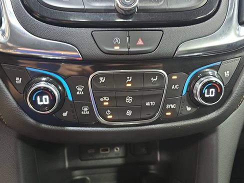 Used 2024 Chevrolet Equinox Premier AWD/4WD image 25