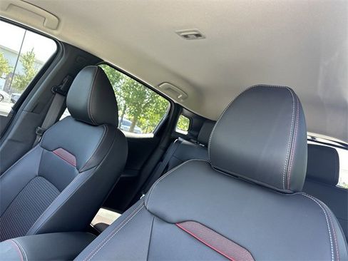 New 2025 Nissan Kicks SR image 25