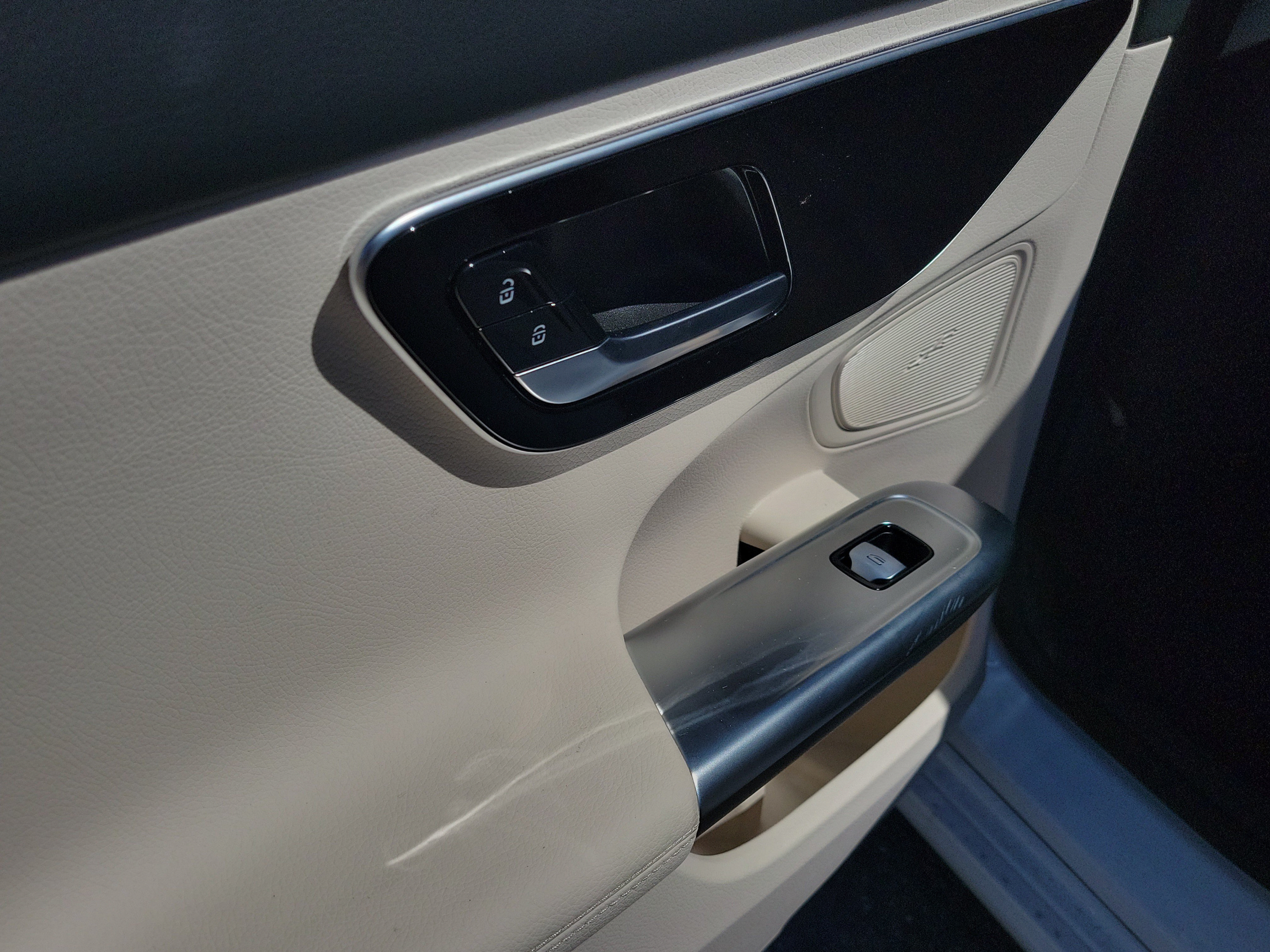 Certified 2024 Mercedes-Benz C 300 Sedan image 8