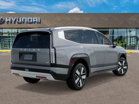 New 2026 Hyundai Ioniq 9 SEL image 4