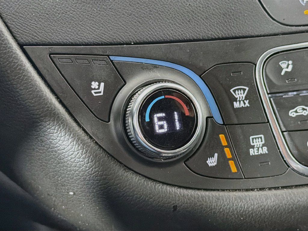 Used 2023 Chevrolet Malibu LT w/ Driver Confidence Package FWD image 21