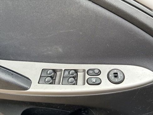 Used 2017 Hyundai Accent SE image 41