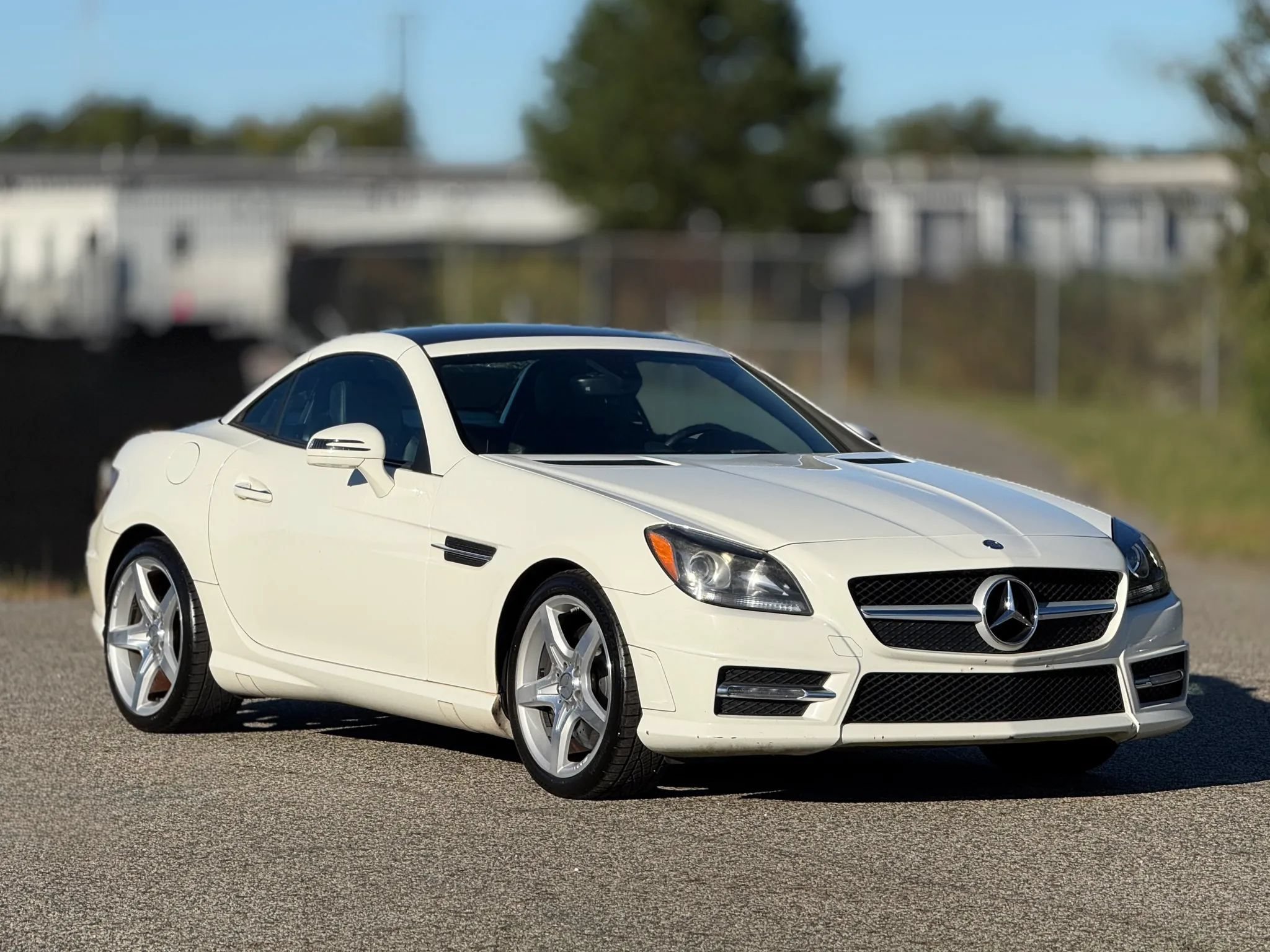 Used 2013 Mercedes-Benz SLK 250 image 1