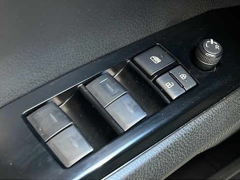 Used 2025 Toyota Camry LE FWD image 17