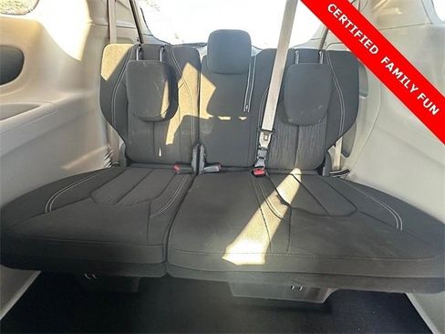Used 2024 Chrysler Voyager LX image 15
