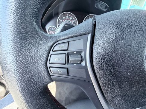 Used 2017 BMW 330i Sedan RWD image 14