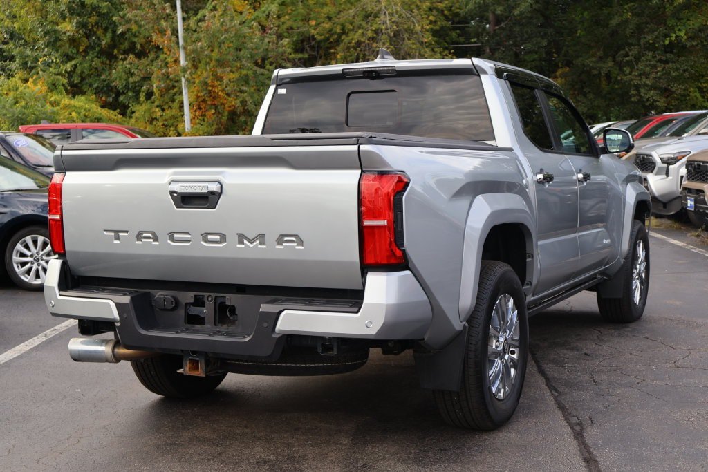 Certified 2025 Toyota Tacoma Limited AWD/4WD image 7
