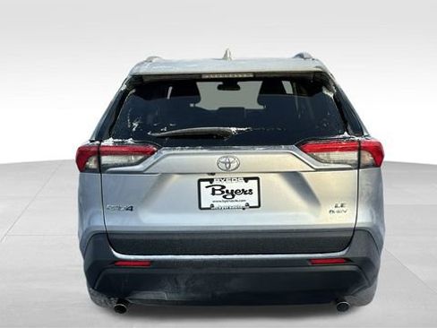 Used 2025 Toyota RAV4 LE image 32