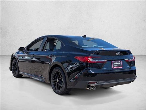 New 2026 Toyota Camry SE image 9