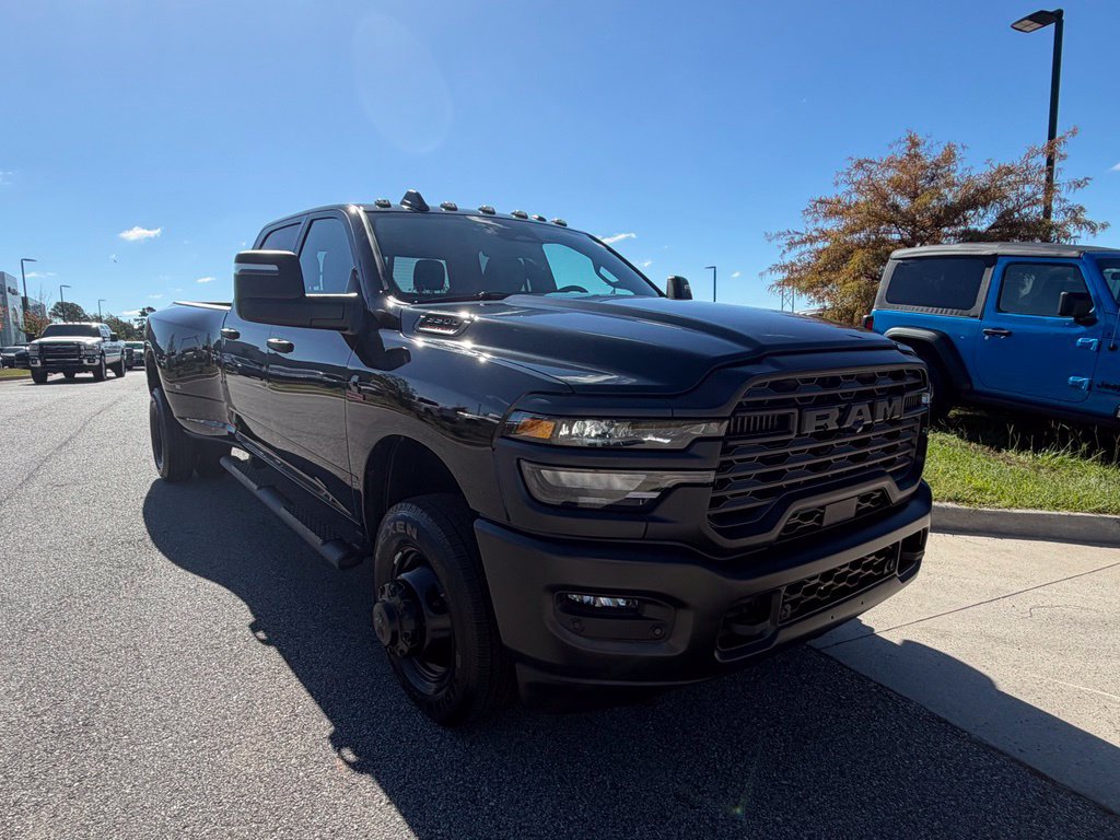 New 2027 RAM 3500 Tradesman AWD/4WD image 17