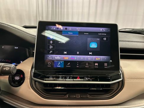 Used 2024 Jeep Compass Limited w/ Elite Group image 16