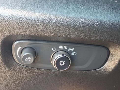 Used 2023 Chevrolet Traverse LT w/ LPO, Floor Liner Package AWD/4WD image 14