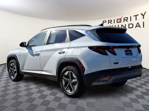Used 2025 Hyundai Tucson SEL AWD/4WD image 6