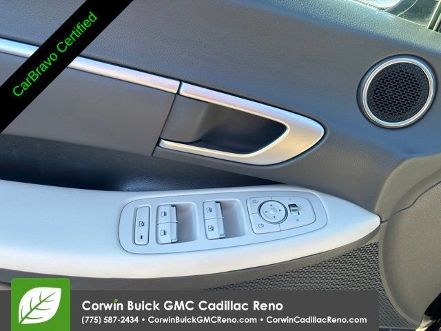 Used 2025 Hyundai Sonata SEL FWD image 13