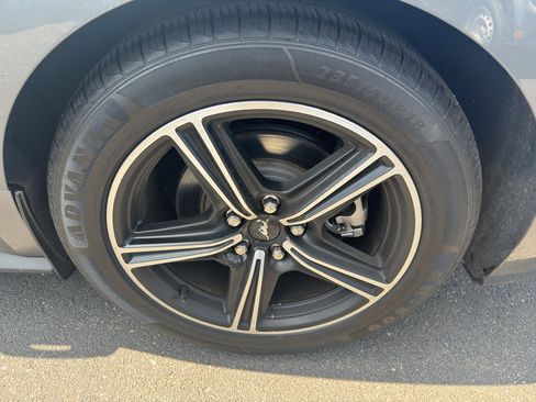 Used 2025 Ford Mustang Premium RWD image 6