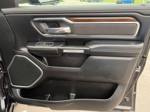 Used 2021 RAM 1500 Laramie AWD/4WD image 10