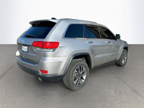Used 2019 Jeep Grand Cherokee Limited AWD/4WD image 4