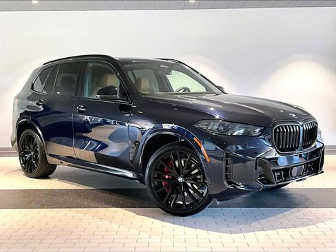 Used 2025 BMW X5 sDrive40i w/ M Sport Package RWD image 12