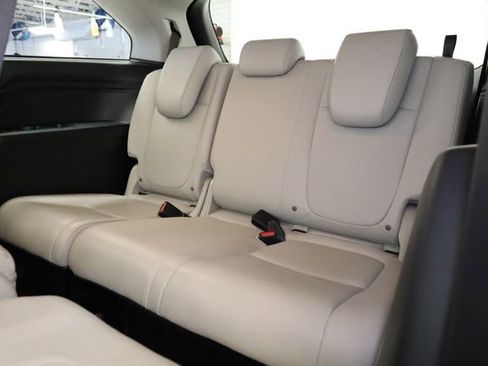 Used 2025 Honda Odyssey EX-L image 32