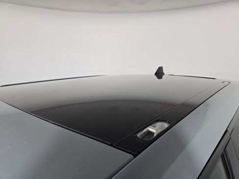 Used 2024 Rivian R1T Adventure AWD/4WD image 13