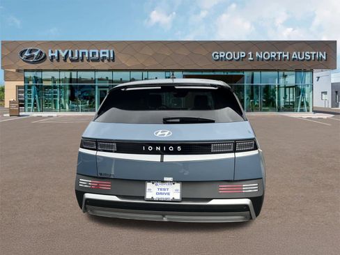 New 2026 Hyundai Ioniq 5 SEL RWD image 6