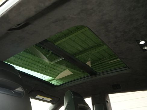 Used 2020 Lamborghini Urus image 24