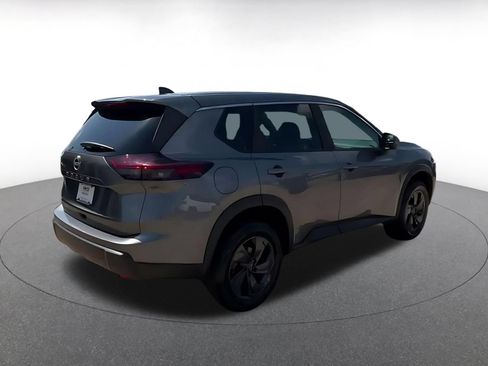Used 2026 Nissan Rogue SV FWD image 13