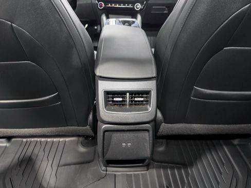 Used 2024 Chevrolet Equinox EV LT w/ LPO, Active Package FWD image 20