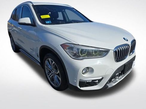 Used 2017 BMW X1 xDrive28i image 1