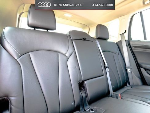 Used 2020 Buick Envision Essence FWD image 41