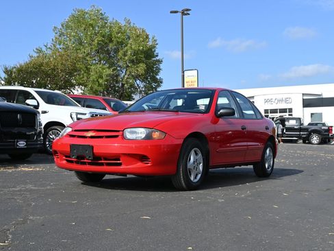 Used 2005 Chevrolet Cavalier Sedan w/ Preferred Equipment Group FWD image 1