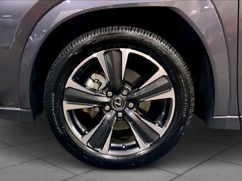 Certified 2025 Lexus UX 300h Premium image 10