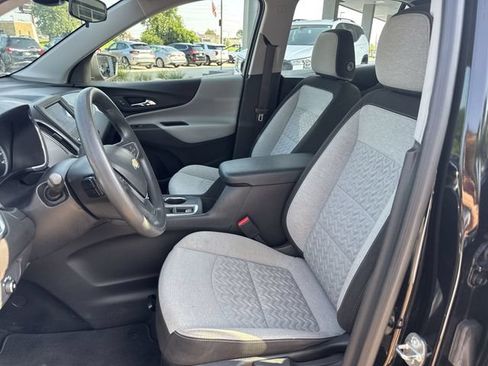 Used 2023 Chevrolet Equinox LS FWD image 18