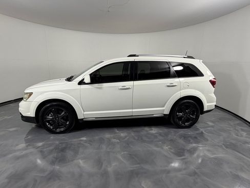 Used 2020 Dodge Journey Crossroad FWD image 8
