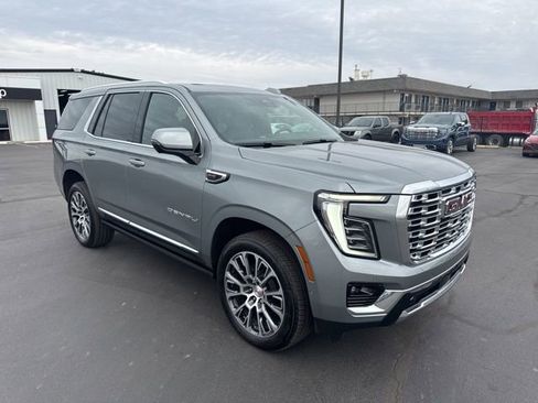 Used 2026 GMC Yukon Denali w/ Sun & Power Step Package image 1