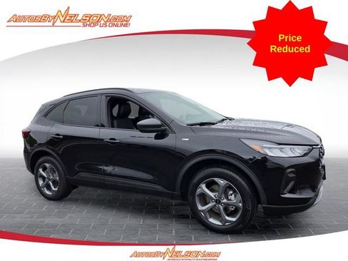 Used 2025 Ford Escape ST-Line AWD/4WD image 1