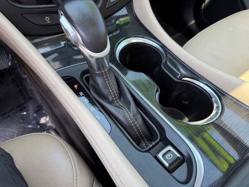 Used 2017 Buick Envision Essence FWD image 48