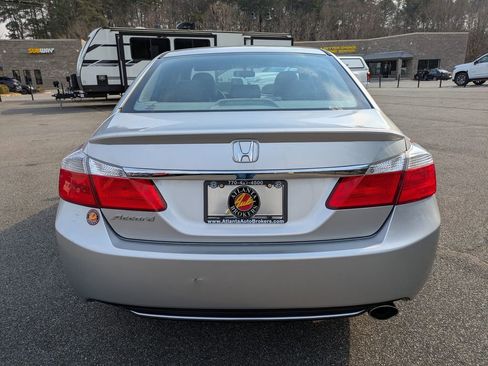 Used 2013 Honda Accord LX image 5