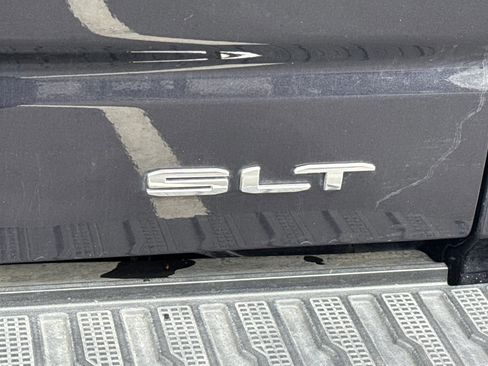 Used 2025 GMC Sierra 1500 SLT image 38