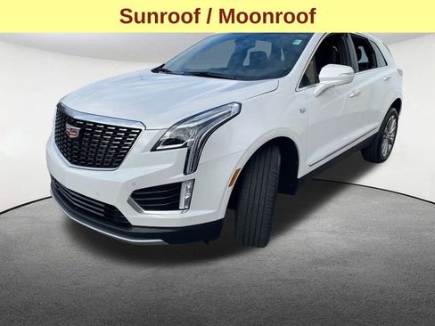 Used 2025 Cadillac XT5 Premium Luxury image 5