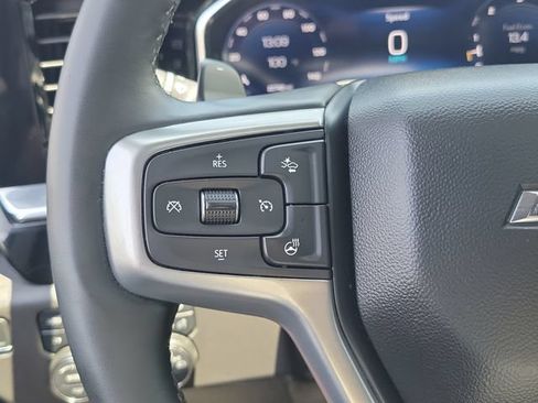 Used 2025 Chevrolet Silverado 1500 LT Trail Boss w/ LT Trail Boss Premium Package AWD/4WD image 7