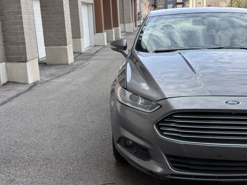 Used 2014 Ford Fusion SE w/ Equipment Group 202A image 10