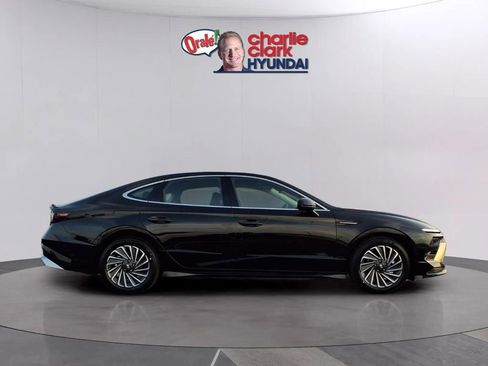 New 2026 Hyundai Sonata SEL FWD image 5
